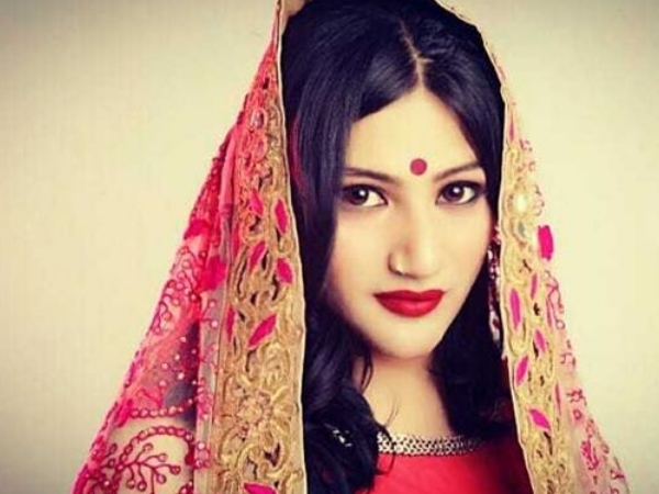 मैं भारत के उज्ज्वल भविष्य के लिए व्रत रख रही हूं