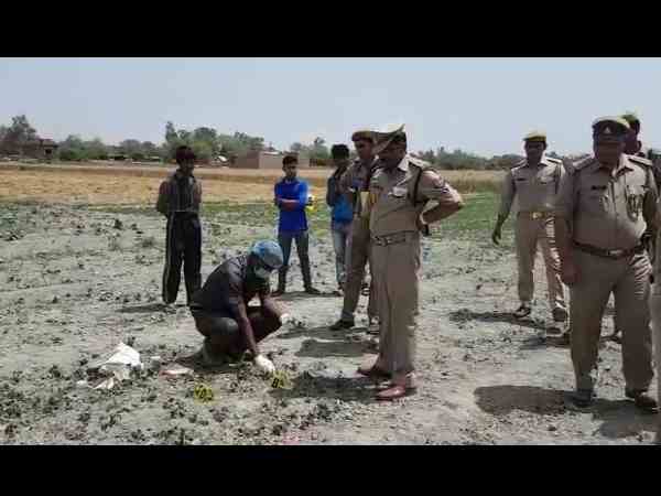 mother and daughter shot dead while working in the farm mother and daughter shot dead while working in the farm