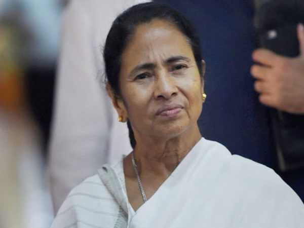 ममता सरकार का काम औसत से कम: सर्वे