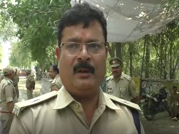 दोनों ने दिया बयान