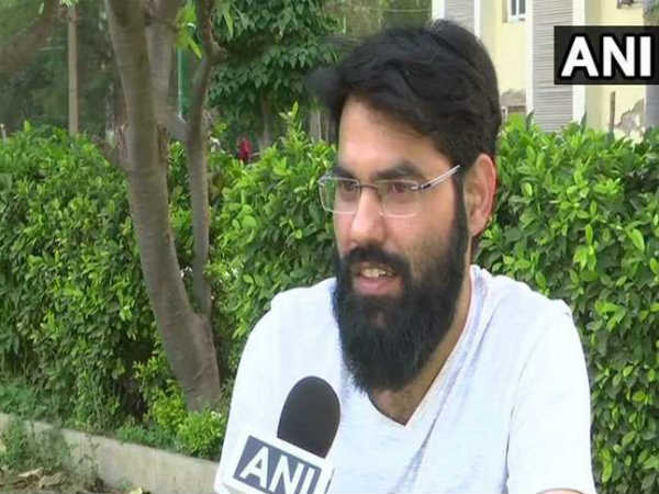 UPSC पास करने वाले मौलाना शाहिद ने मस्जिद, मदरसा और धर्म को लेकर कही बड़ी बात UPSC पास करने वाले मौलाना शाहिद ने मस्जिद, मदरसा और धर्म को लेकर कही बड़ी बात