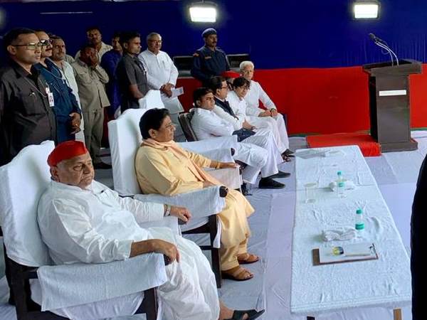 पिछड़ों के असली नेता हैं मुलायम