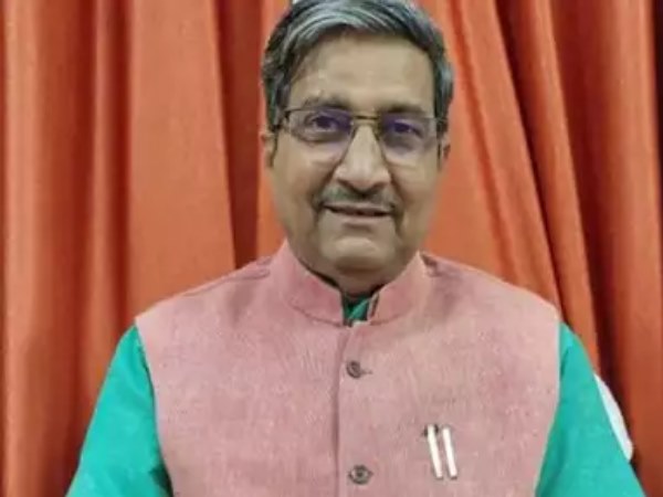 आसान नहीं होगी मुकुट बिहारी की राह