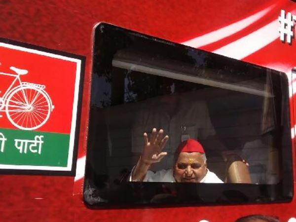 मैनपुरी से पांचवीं बार चुनाव मैदान में मुलायम