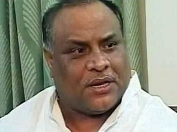 former minister pandit singh threaten up police former minister pandit singh threaten up police