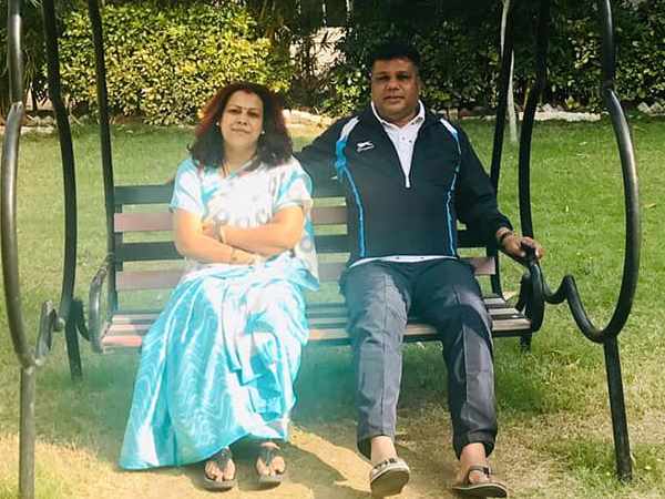 चौधरी दम्पती इस वजह से रहा सुर्खियों में