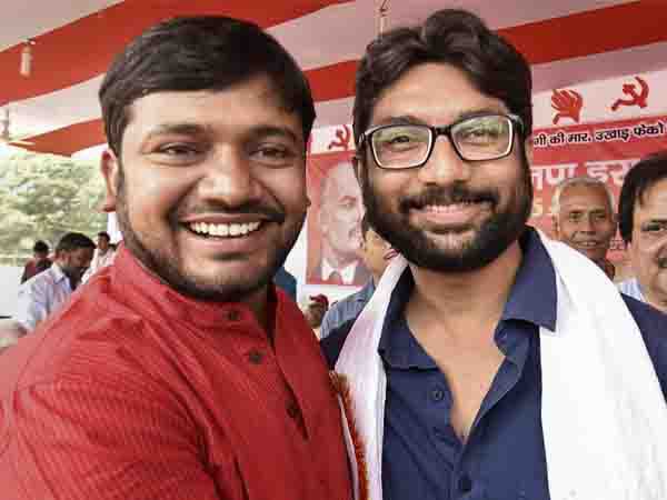 गुजरात नहीं बेगूसराय में चक्कर काट रहे हैं मेवाणी
