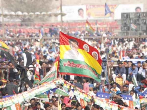 मुफ्त दवाई व शिक्षा मिलेगी