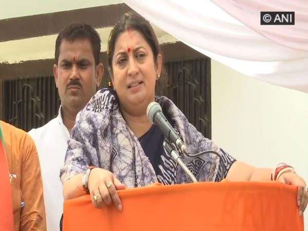 ईरानी ने की आजम खान पर कार्रवाई की मांग