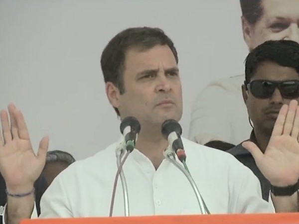 Rahul Gandhi in Amethi: If press wrote about his mann ki baat than Modi Ji will beaten him Rahul Gandhi in Amethi: If press wrote about his mann ki baat than Modi Ji will beaten him