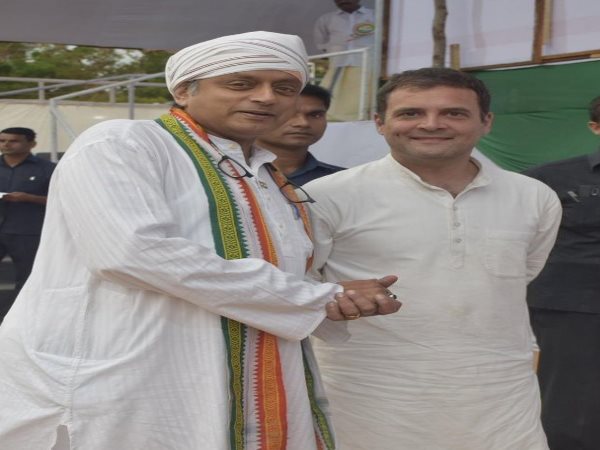 शशि थरूर के प्रचार में लौटने पर राहुल बोले