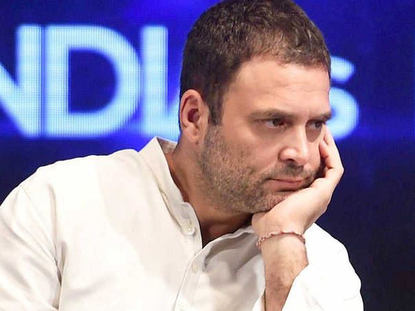 Filed a complaint against Rahul Gandhi in Bhopal court Filed a complaint against Rahul Gandhi in Bhopal court