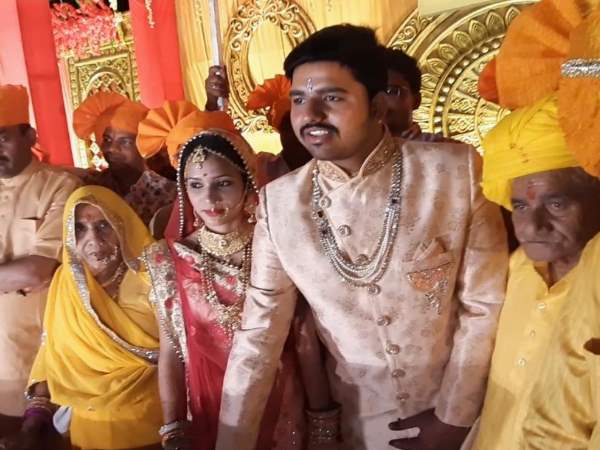 रतलाम के बाजनखेड़ा में शादी में अनूठी पहल