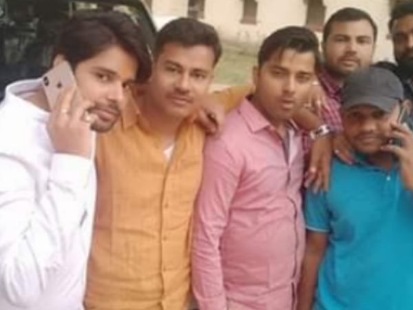 इन पर दर्ज हुआ मुकदमा
