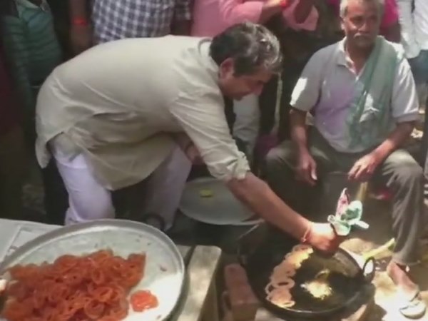 कुशीनगर में त्रिकोणीय लड़ाई का बीजेपी को फायदा
