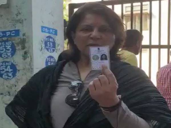 Apollo hospital Chiefs Daughter Shobana Kamineni name missing in voter list, says Worst Day Of Life Apollo hospital Chiefs Daughter Shobana Kamineni name missing in voter list, says Worst Day Of Life