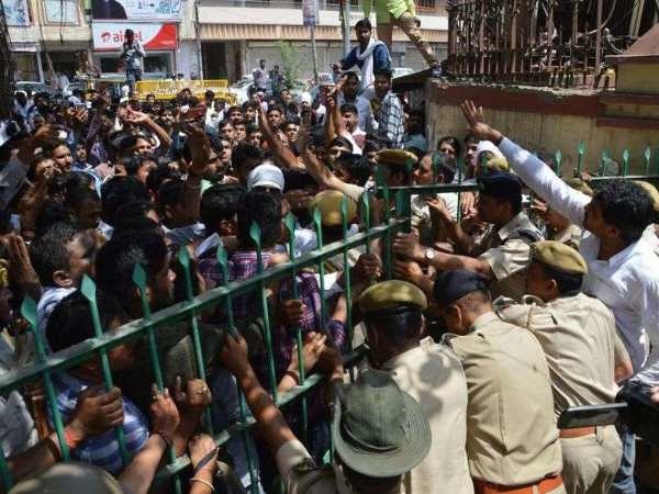 जाट समाज ने बंद करवाया था सीकर