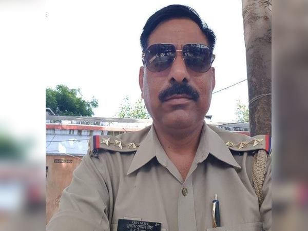 योगेश राज ने भीड़ को उकसाया