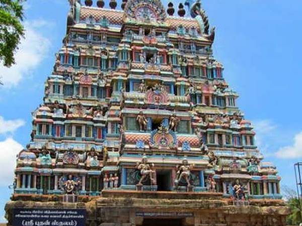 7 people died and more than 10 were injured in stampede at Karupu Swamy temple in Tamil Nadu 7 people died and more than 10 were injured in stampede at Karupu Swamy temple in Tamil Nadu