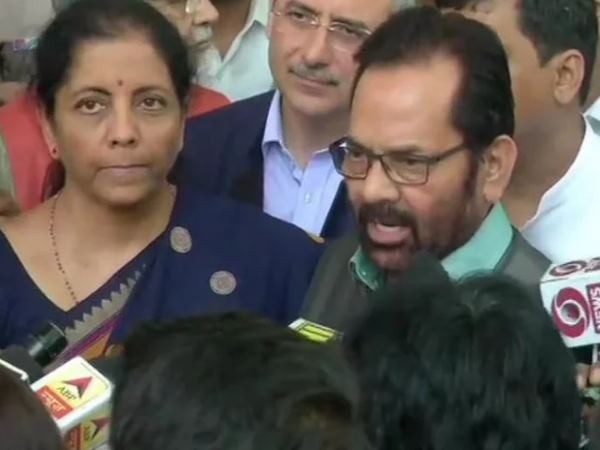 BJP delegation to EC, raises complaints against Rahul, Trinamool Congress BJP delegation to EC, raises complaints against Rahul, Trinamool Congress