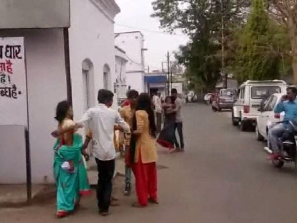 Wife dies during husband firing in Marriage Ceremony in Jhabua Wife dies during husband firing in Marriage Ceremony in Jhabua