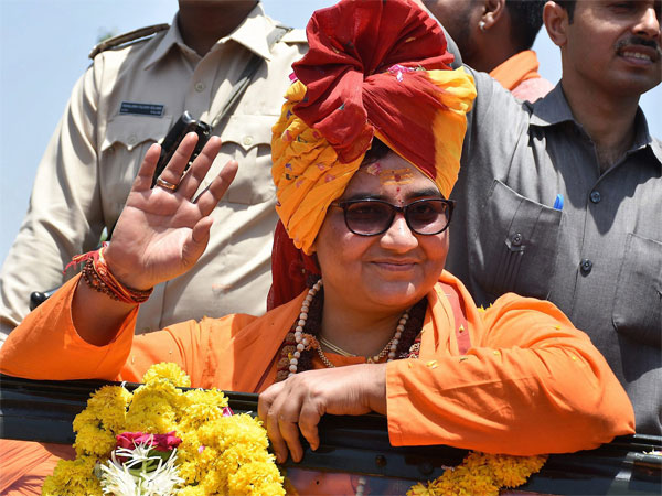 जमानत पर बाहर हैं प्रज्ञा