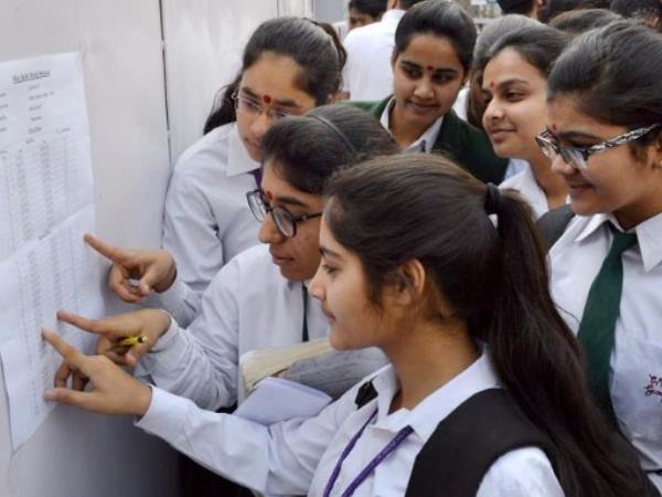 9 lakh students failed in up board high school and inter 9 lakh students failed in up board high school and inter