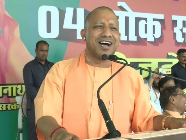Yogi Adityanath rahul gandhi mahatma gandhi congress priyanka gandhi lok sabha elections 2019 Yogi Adityanath rahul gandhi mahatma gandhi congress priyanka gandhi lok sabha elections 2019
