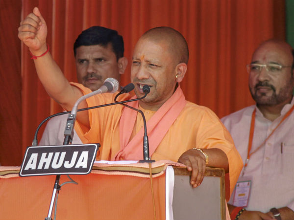 जाति के आधार पर लोगों को बांटा गया