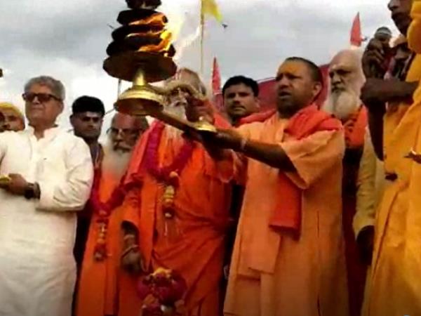 cm yogi adityanath ayodhya visit cm yogi adityanath ayodhya visit