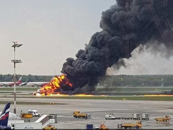 russia Passenger Plane On Fire Makes Emergency Landing In Moscow russia Passenger Plane On Fire Makes Emergency Landing In Moscow
