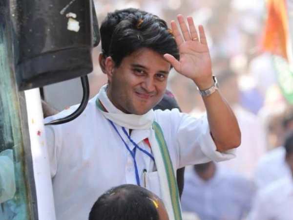 गुना में पार्टी नहीं सिंधिया घराने की चलती है