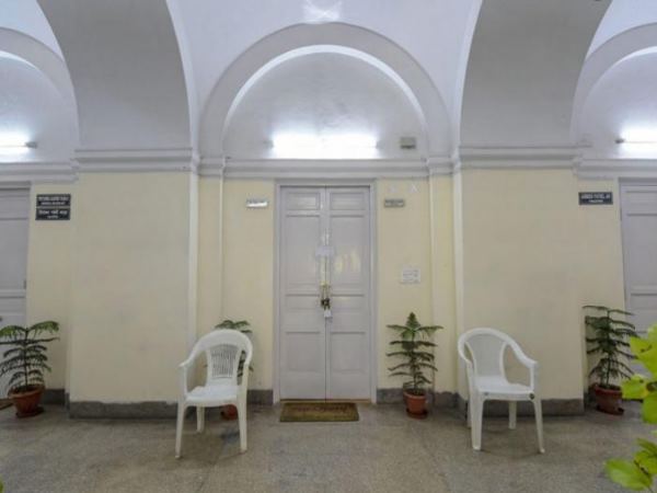 Congress Office Wears Deserted Look after election result Congress Office Wears Deserted Look after election result