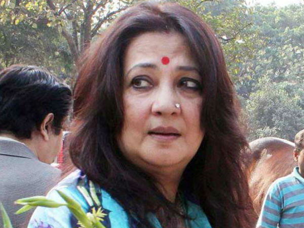 चौथे चरण की वोटिंग के दिन मुनमुन ने ये कहा