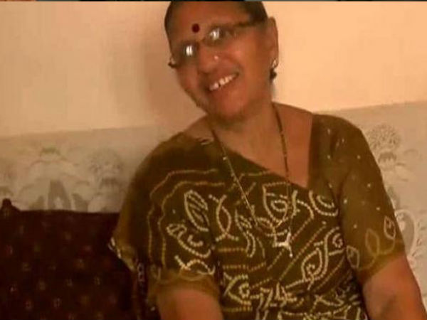 न्योता न मिलने पर बहन ने कही ये बात