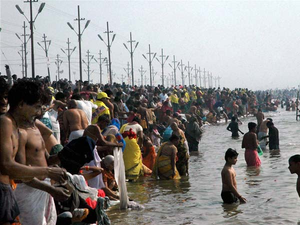 कैसे करें जल कुंभ का दान