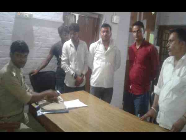 family beaten by hooligans for supporting BJP family beaten by hooligans for supporting BJP