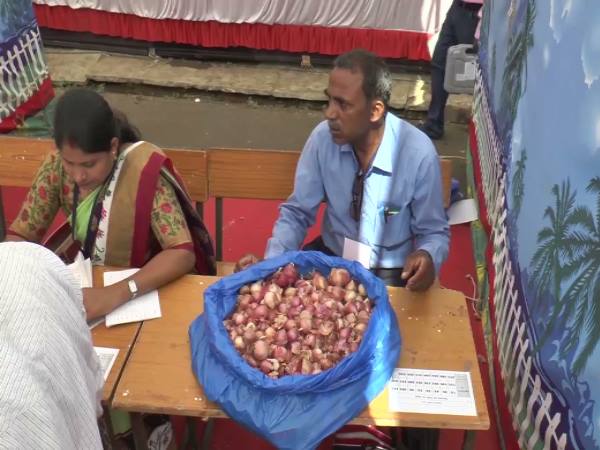 7th Phase Polling have onion with EVM 7th Phase Polling have onion with EVM