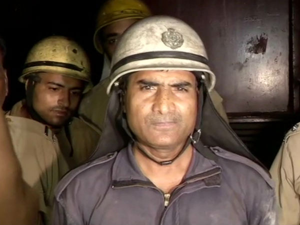 टैंक की सफाई करने उतरे 2 मजदूरों की जहरीली गैस से मौत टैंक की सफाई करने उतरे 2 मजदूरों की जहरीली गैस से मौत