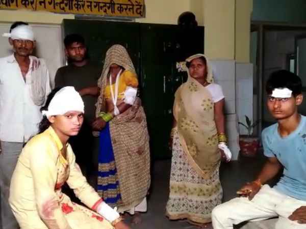 Neighbors beat the two Bride Neighbors beat the two Bride