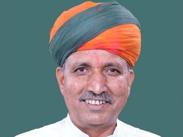 टेलीफोन ऑपरेटर की नौकरी की