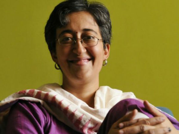 आतिशी का है विवादों से नाता