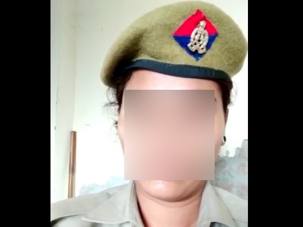 lady police harassed by senior policeman share video on social media lady police harassed by senior policeman share video on social media