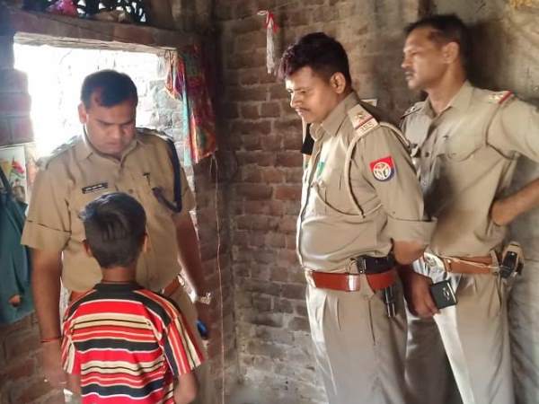 woman self immolation with her daughters in barabanki woman self immolation with her daughters in barabanki