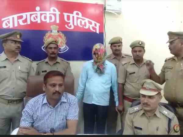 babu with 21 lakh rupees arrested in mid day meal scam babu with 21 lakh rupees arrested in mid day meal scam