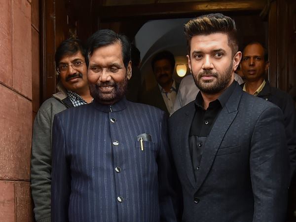 रामविलास ने अपने ही रिकॉर्ड को तोड़ा