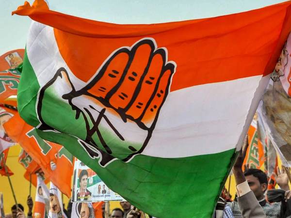'पुलवामा और बालाकोट को अधिक संवेदनशील तरीके लेना चाहिए थे'