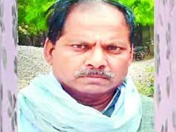 man arrested for forgery with bjp mla prabhash kumar in hardoi man arrested for forgery with bjp mla prabhash kumar in hardoi