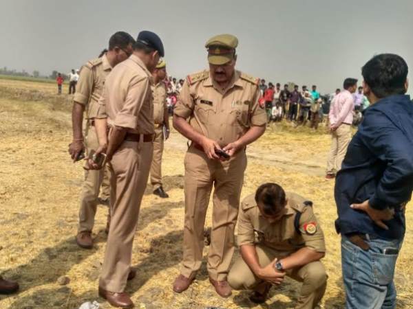 14 year old girl found dead in shahjahanpur 14 year old girl found dead in shahjahanpur