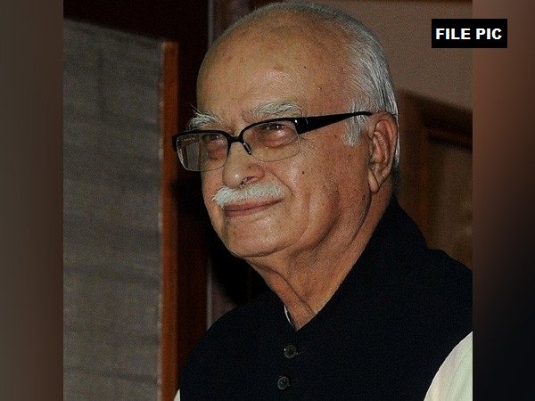 अमित शाह को भी दी बधाई